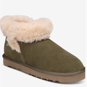 Style & Co. Olive Ankle Boots with Cream Shearling